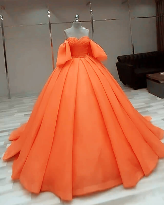 15 Dresses Orange