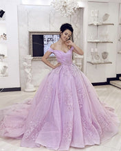 Load image into Gallery viewer, Lilac Quinceanera Dresses Ball Gown Lace Appliques
