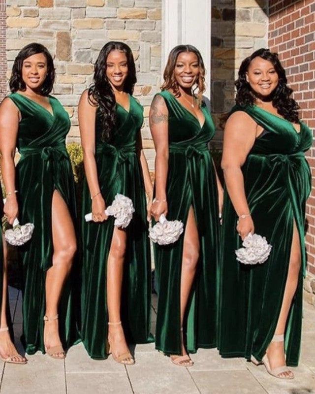 Emerald green velvet bridesmaid dresses deals