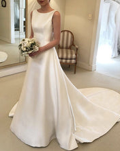 Load image into Gallery viewer, Scoop Neck Wedding Dress Satin
